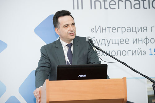 The presentation of M. Bolsunovsky 